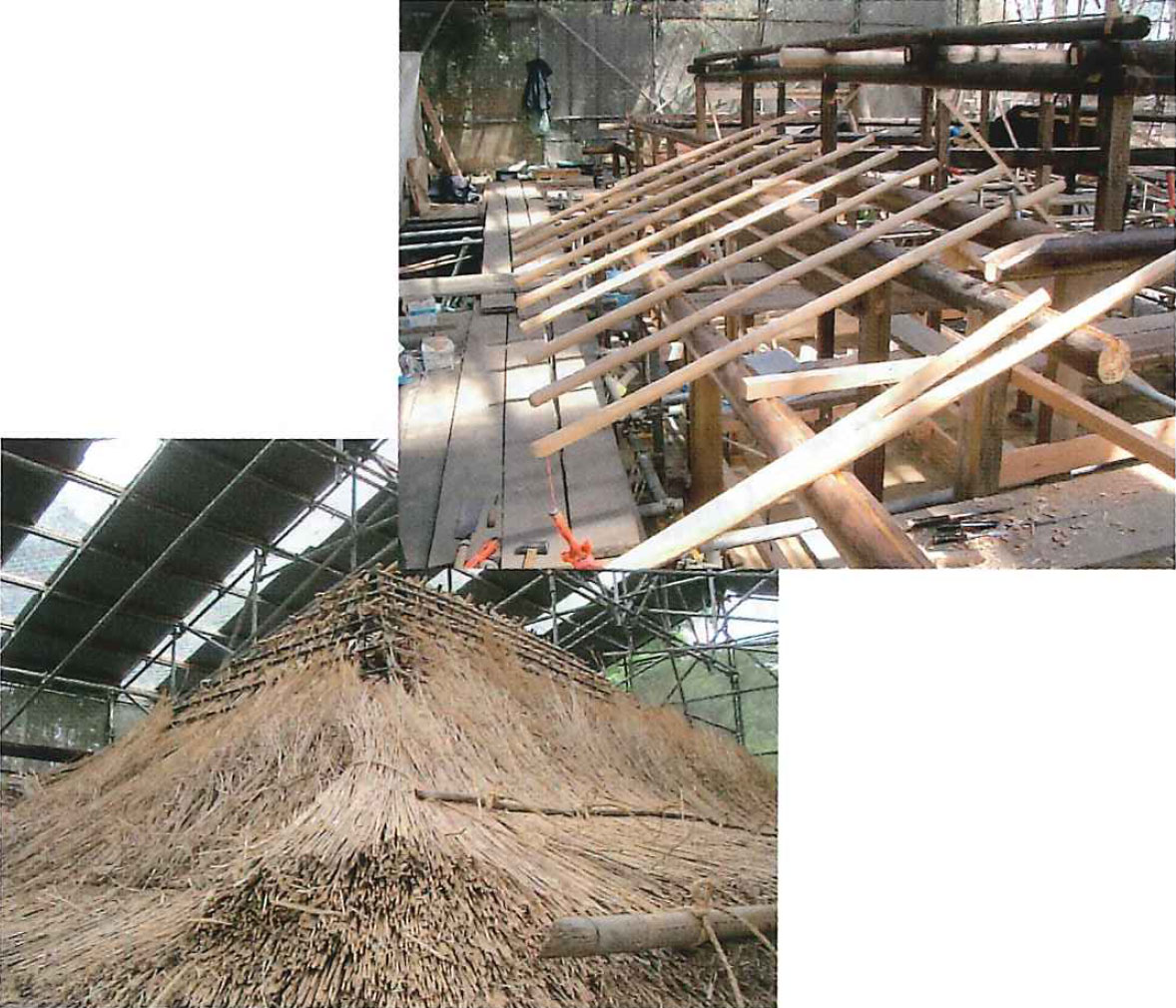 組上げられる新旧の木材（写真：上）と萱替えの様子（写真：下）