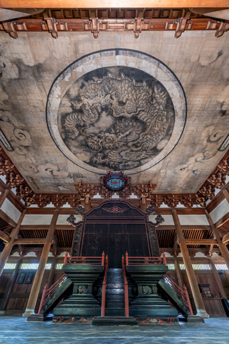 大徳寺法堂雲龍図